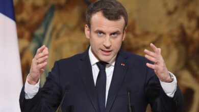 France Without a Government as the Left Pushes for Power