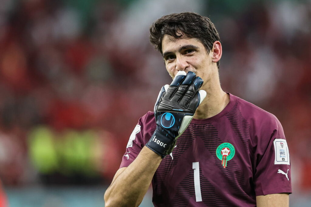 Yassine Bounou Among the Top 10 Most Expensive Goalkeepers in the World....Details