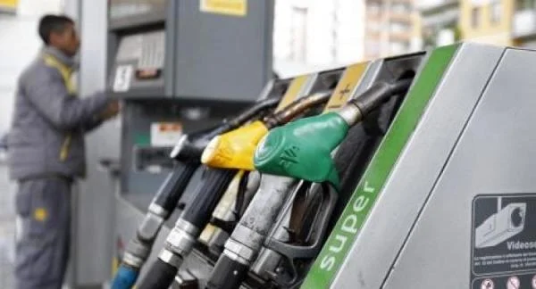 Anticipated Drop in Fuel Prices Next Week Delights Moroccans